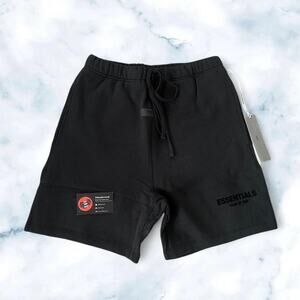 Essentials shorts limo black